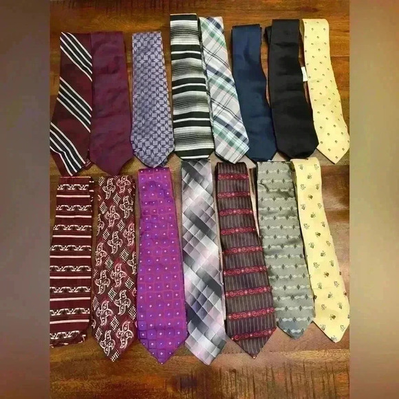 Bundle of 15 Ties - Picture 1 of 10